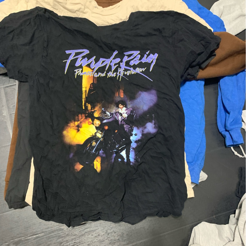 mens graphic tee